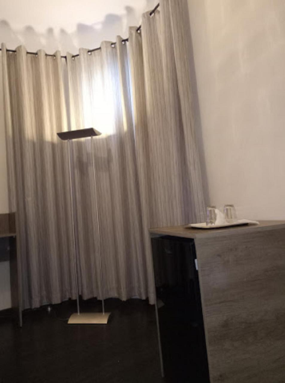 Hotel Suisse Algír Kültér fotó