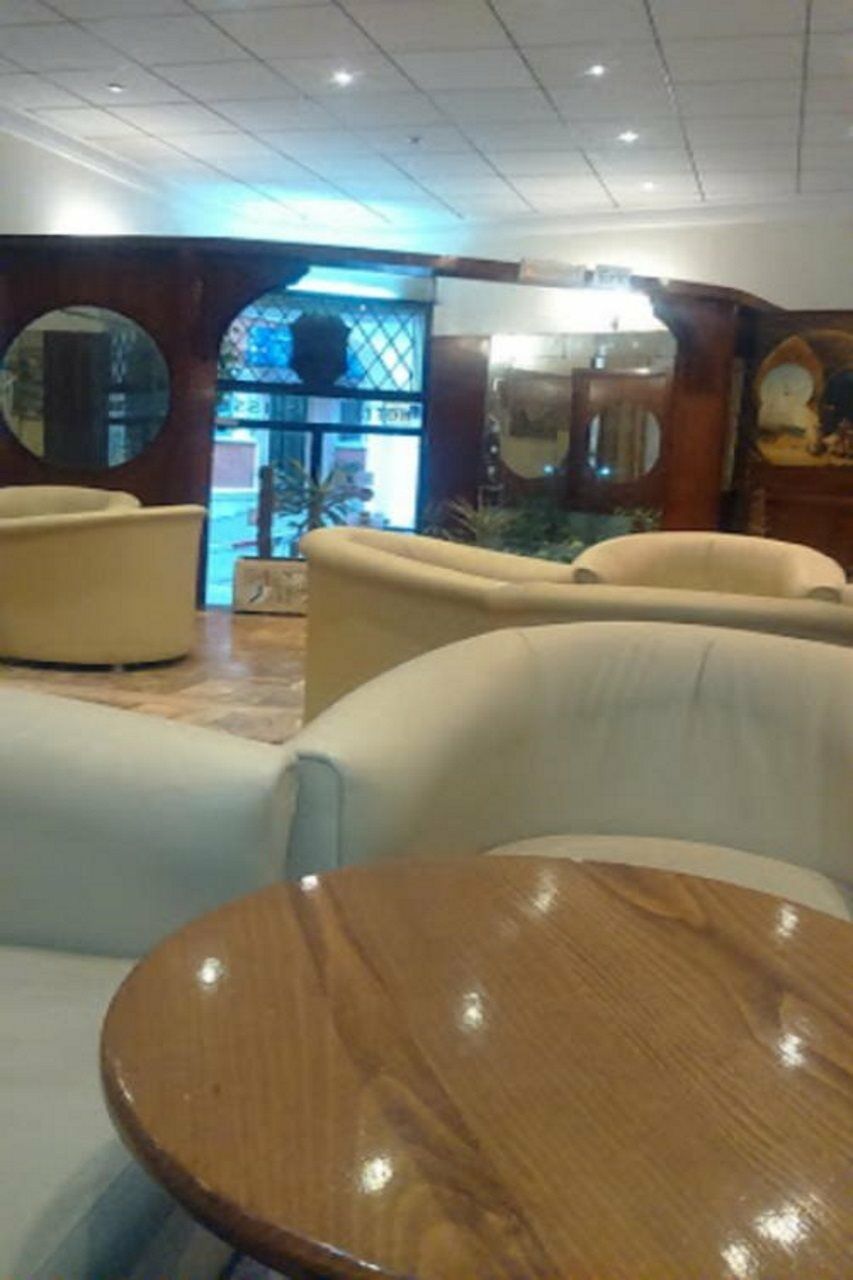 Hotel Suisse Algír Kültér fotó